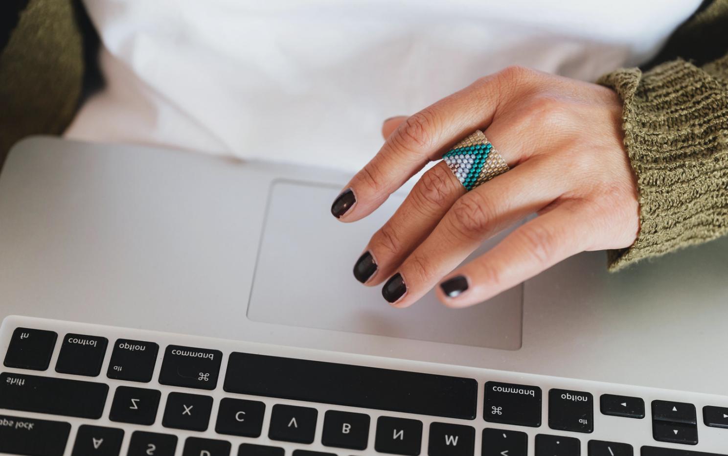 Seasonal holiday manicure design showcasing festive nail art